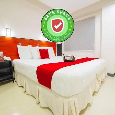 레드도어즈 플러스 니어 산 페드로 카테드랄 호텔 Davao City 외부 사진