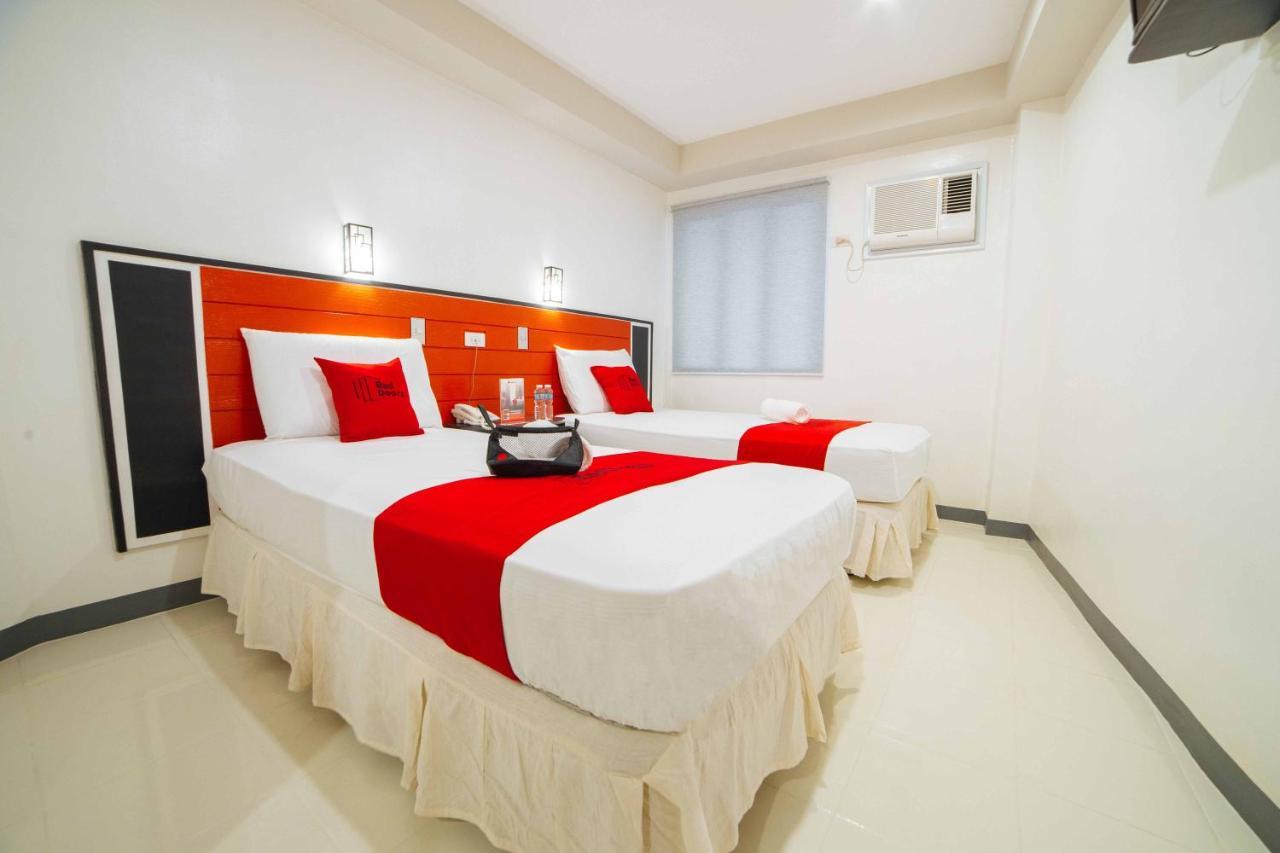 레드도어즈 플러스 니어 산 페드로 카테드랄 호텔 Davao City 외부 사진